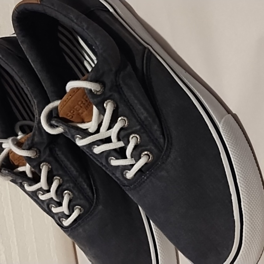 Sperry men's sneaker 11.5W gray